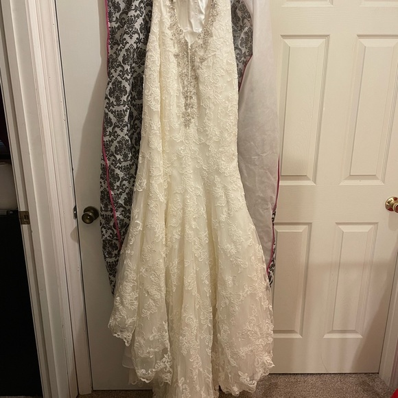 Ivory size 6 Kenneth Winston Wedding dress - Picture 3 of 5